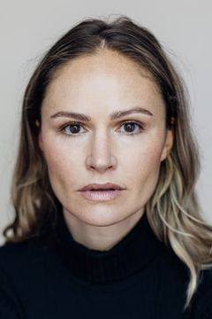Isabell Ege interpreta Jessica Bronckhorst