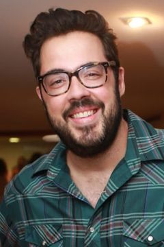 Fernando Ceylão interpreta Laerte