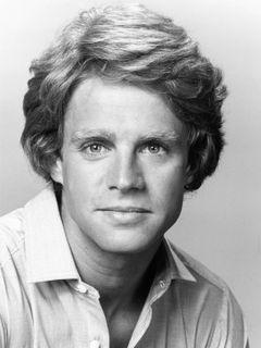 Woody Brown interpreta Danny