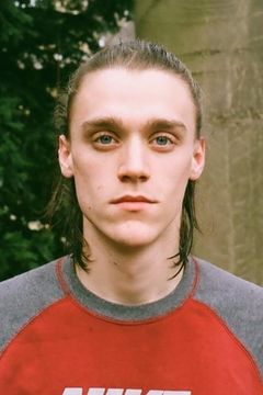 Benedict Clarke interpreta Young Severus Snape