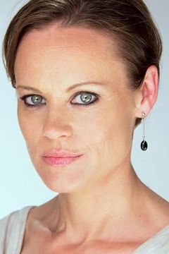 Nadine Garner interpreta Detective Taormina
