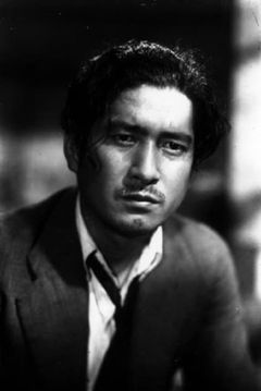 Shūji Sano interpreta Sotaro Satake