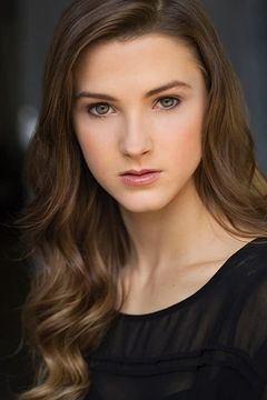 Rebecca Ray interpreta Samantha