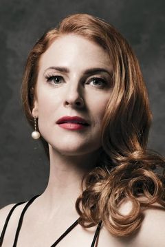 Rosalie Craig interpreta Lisa Treherne / Melissa James