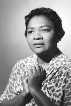 Juanita Moore interpreta Della