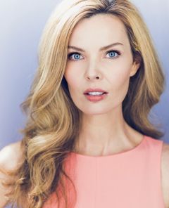 Mary O'Rourke interpreta Fallen Angel