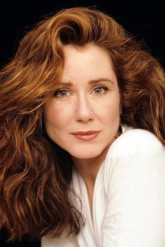 Mary McDonnell interpreta Captain Sharon Raydor