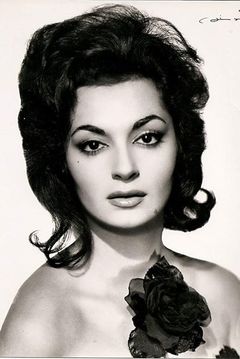 Mikaela Wood interpreta Maria Huertas