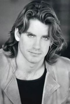 Spencer Rochfort interpreta Second Gay Man