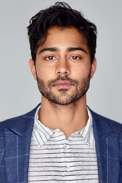 Manish Dayal interpreta Devon Pravesh