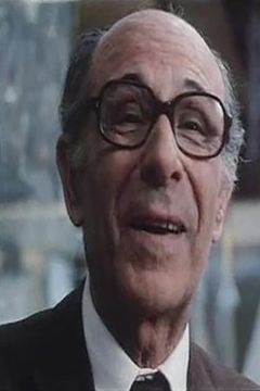 Gino Maringola interpreta lo zio di Giorgio