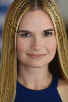 Meredith Jackson interpreta Donna Clift