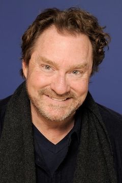 Stephen Root interpreta Monroe Fuches