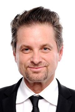 Shea Whigham interpreta Frank Lyga