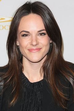 Sarah Butler interpreta Jane Porter