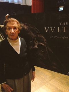 Bathsheba Garnett interpreta The Witch