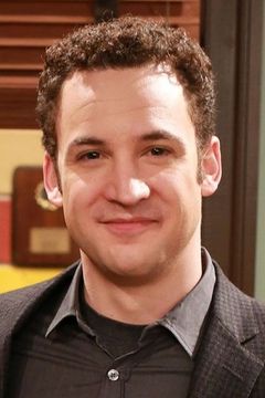 Ben Savage interpreta Cory Matthews