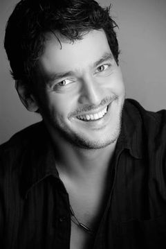 Khaled Abol Naga interpreta Sheikh Kahlil Abbas