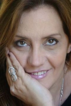 Roberta Pellini interpreta Daphne (voice)