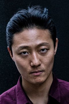 Yoon Sang-won interpreta Jisan Hospital / Downtown Haava