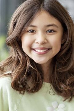 Ava Jarque interpreta Samantha Anderson