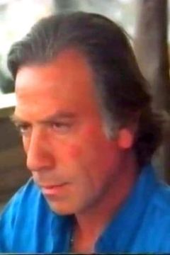 Erminio Bianchi Fasani interpreta Uomo in Auto (uncredited)