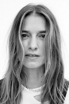 Joana Preiss interpreta The Mother