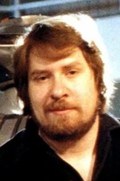 Jim Wynorski interpreta Eddie
