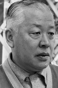 Eijirō Yanagi interpreta Yamauchi