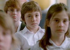 Émilien Néron interpreta Simon