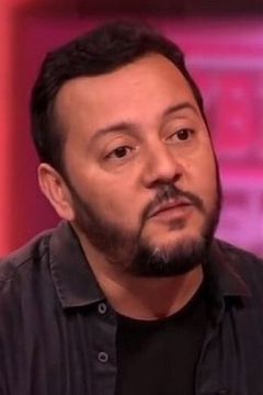 Mohamed Achaour interpreta Antonio Gomez