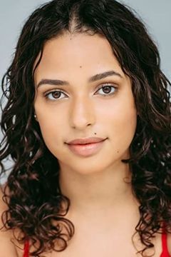 Serena Crouse interpreta Dancer / Chorus Performer