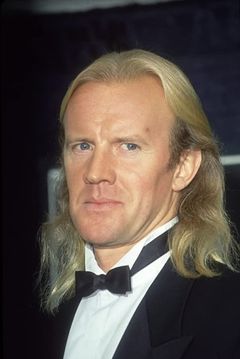 Alexander Godunov interpreta Karl