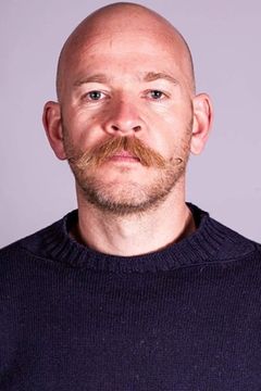 Phil Hodges interpreta Springfield Police Officer (uncredited)