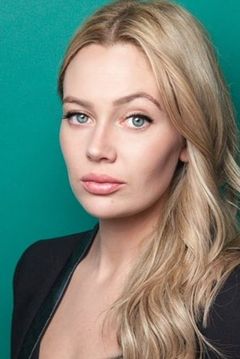 Megan Hutchings interpreta Leah Price