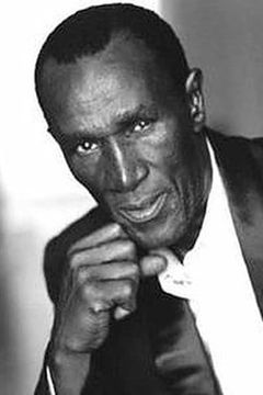 Henry Cele interpreta Mahina