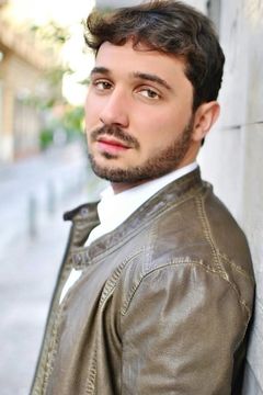 Mario Russo interpreta Porter 1