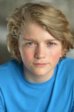 Liam Dickinson interpreta Jacob