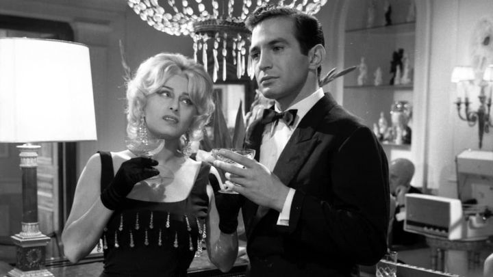 Una scena tratta dal film Risate di gioia