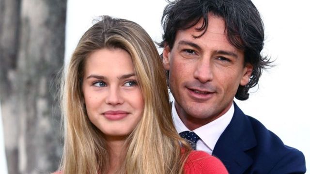 Una scena tratta dal film Per una notte d'amore