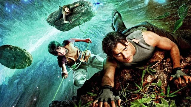 Una scena tratta dal film Viaggio al centro della Terra