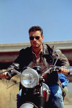 Locandina Accerchiato