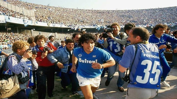 Una scena tratta dal film La Partita nel Fango - Un Giorno nella vita di Maradona
