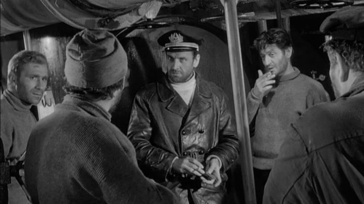 Una scena tratta dal film Lupi nell'abisso