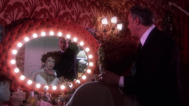 Una scena tratta dal film Il vizietto