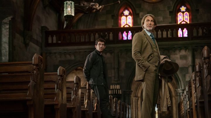 Una scena tratta dal film Wake Up Dead Man - Knives Out