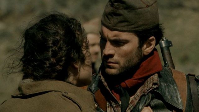 Una scena tratta dal film There Be Dragons - Un santo nella tempesta