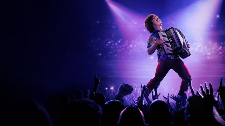 Una scena tratta dal film Weird: The Al Yankovic Story