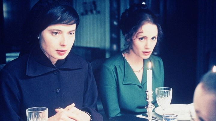 Una scena tratta dal film Left Luggage