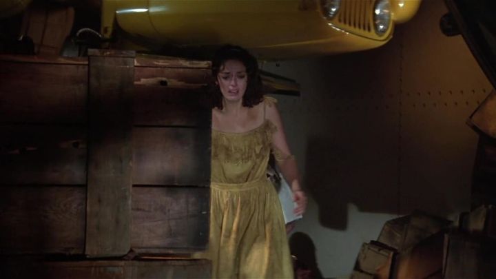 Una scena tratta dal film L'inferno sommerso